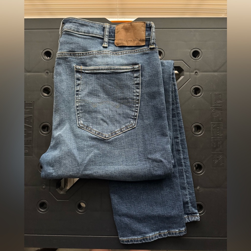 Men's American Eagle Athletic Skinny Jeans. Size 38/34.